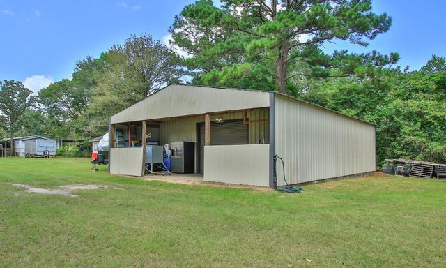 25139 Weeren Road, Montgomery, TX 77316