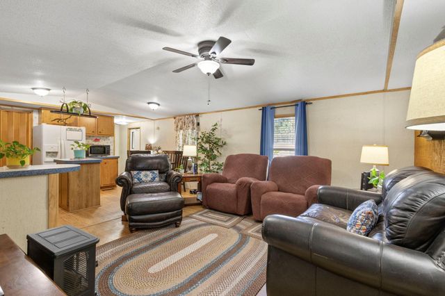 25139 Weeren Road, Montgomery, TX 77316
