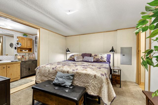 25139 Weeren Road, Montgomery, TX 77316