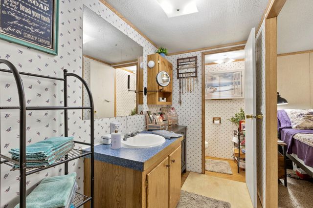 25139 Weeren Road, Montgomery, TX 77316
