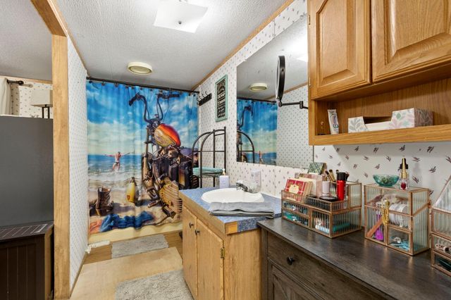 25139 Weeren Road, Montgomery, TX 77316