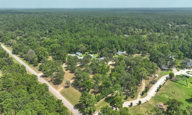 25139 Weeren Road, Montgomery, TX 77316
