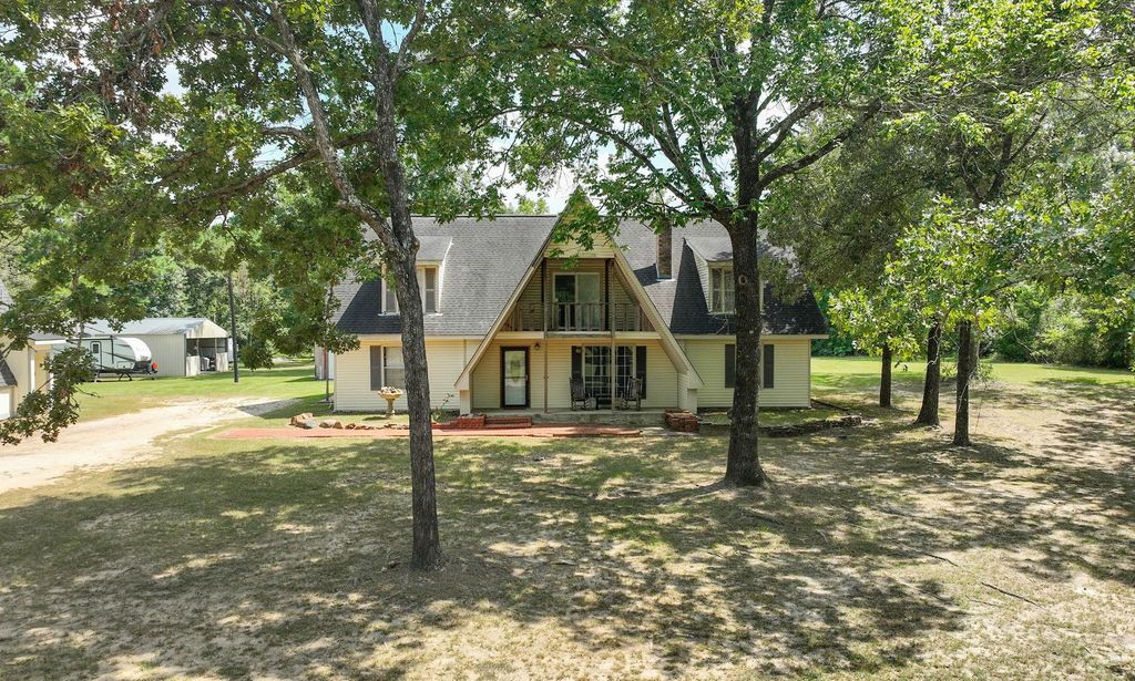 25139 Weeren Road, Montgomery, TX 77316