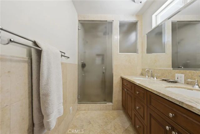 260 Kempton, Glendale, CA 91202