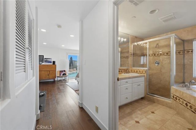 260 Kempton, Glendale, CA 91202