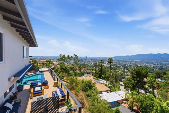260 Kempton, Glendale, CA 91202