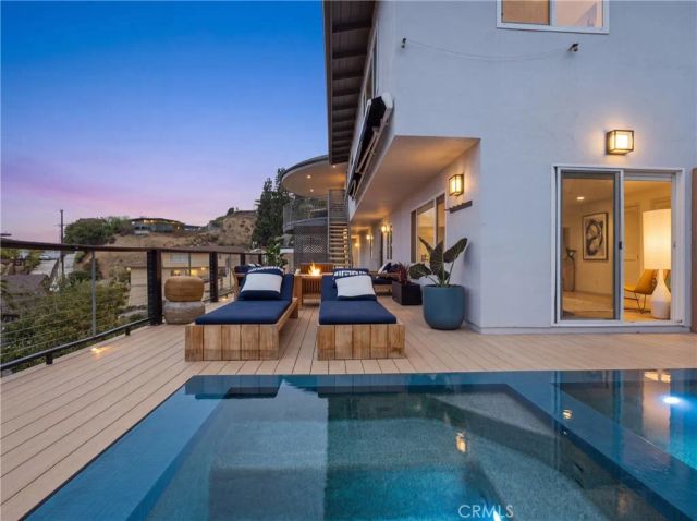 260 Kempton, Glendale, CA 91202