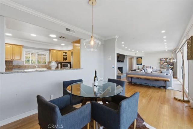 260 Kempton, Glendale, CA 91202