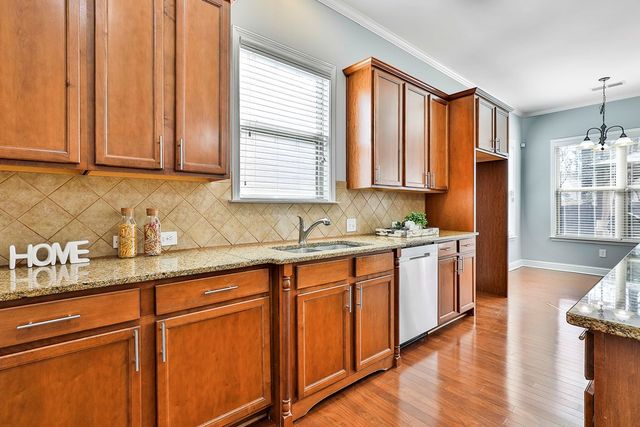 15 Mossy Rock Court, Newnan, GA 30265