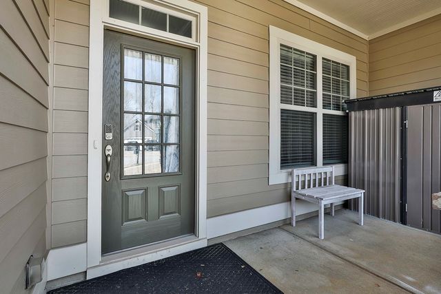 15 Mossy Rock Court, Newnan, GA 30265