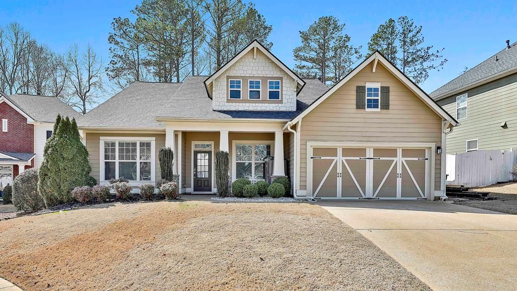 15 Mossy Rock Court, Newnan, GA 30265