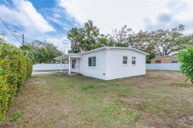 831 WOODLAWN STREET, Clearwater, FL 33756