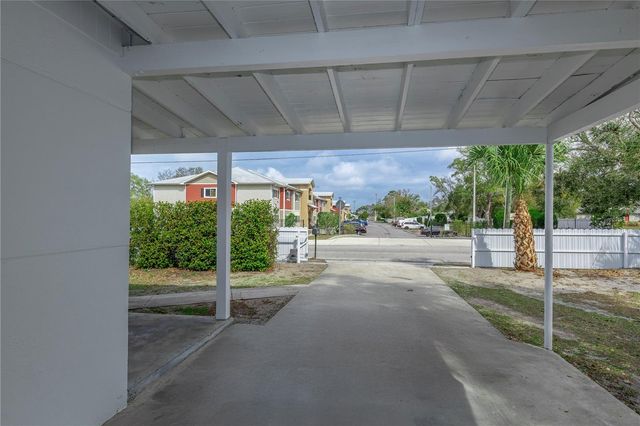 831 WOODLAWN STREET, Clearwater, FL 33756