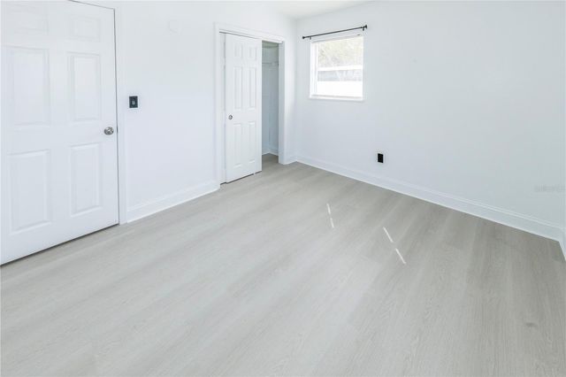 831 WOODLAWN STREET, Clearwater, FL 33756