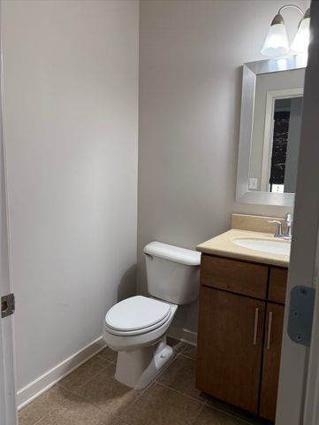 379 Cobalt Bay Loop Apt 304, Memphis, TN 38103