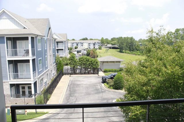 379 Cobalt Bay Loop Apt 304, Memphis, TN 38103