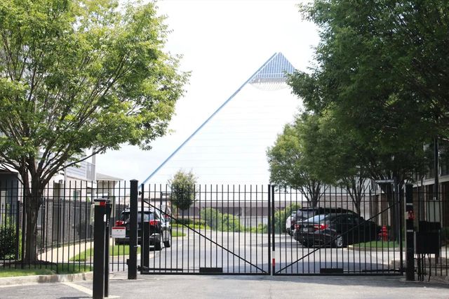 379 Cobalt Bay Loop Apt 304, Memphis, TN 38103