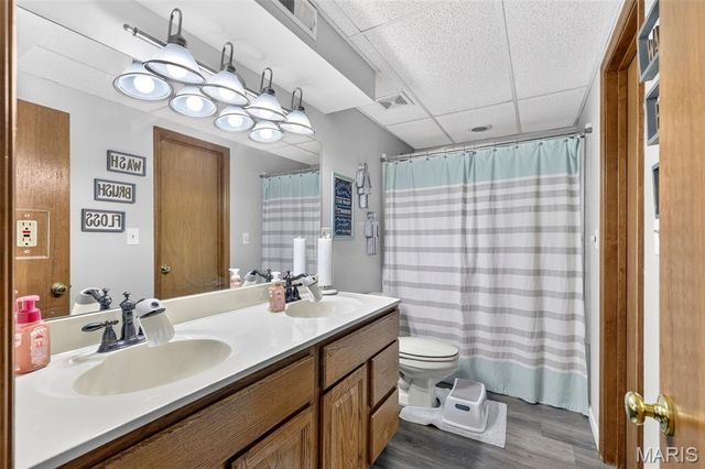 1441 Woodstone Drive, St Charles, MO 63304