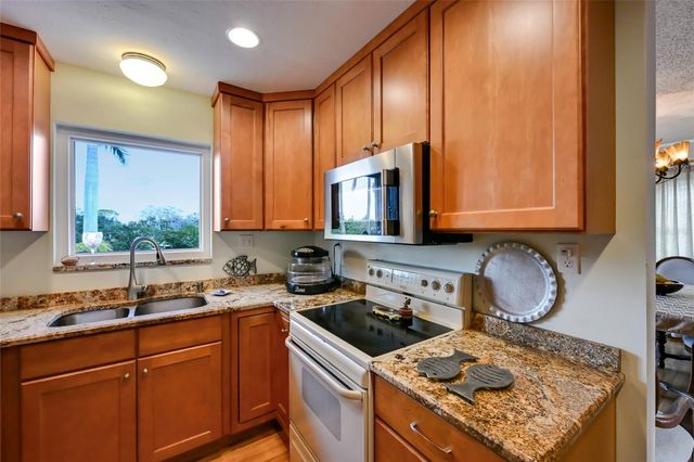 898 BAYSHORE DRIVE, Terra Ceia, FL 34250