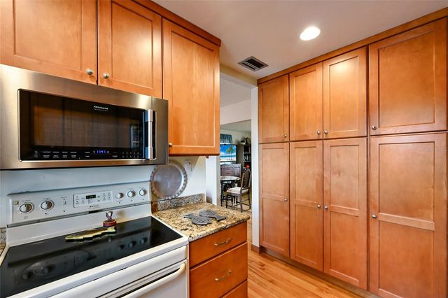 898 BAYSHORE DRIVE, Terra Ceia, FL 34250