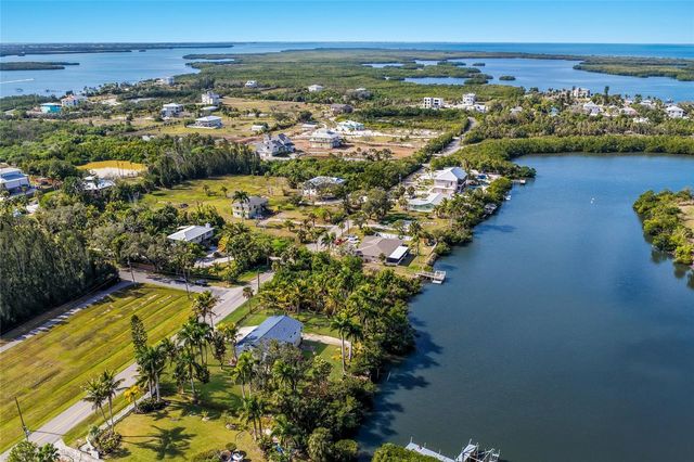 898 BAYSHORE DRIVE, Terra Ceia, FL 34250