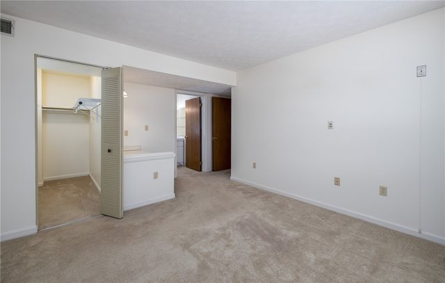 850 S Main St 108, South Strabane, PA 15301