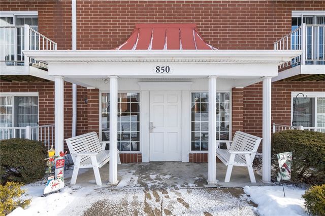 850 S Main St 108, South Strabane, PA 15301