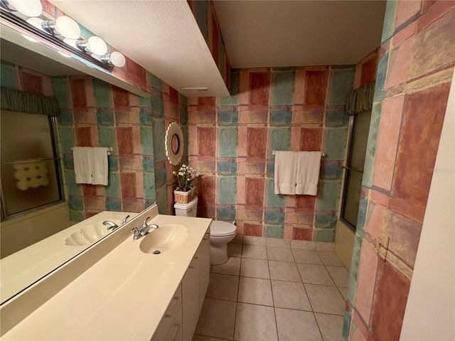 5701 BAHIA DEL MAR CIRCLE 407, St Petersburg, FL 33715
