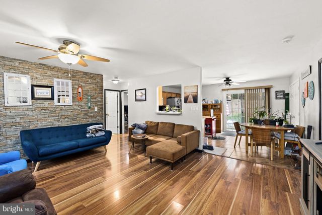 209 NORFOLK DR, Ruther Glen, VA 22546