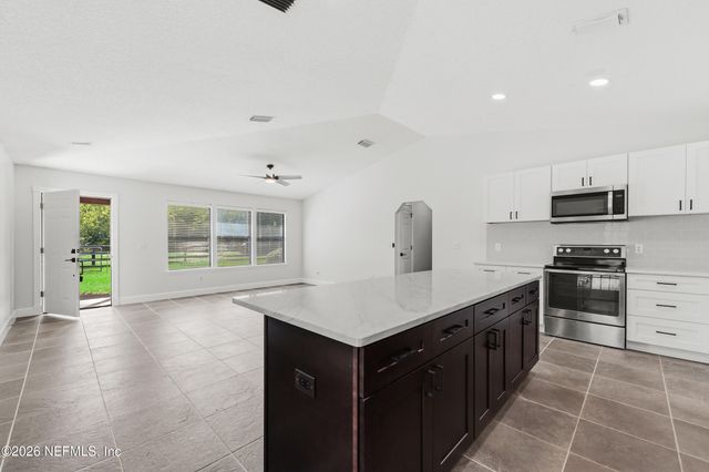 3095 GOOSE CREEK Lane, Green Cove Springs, FL 32043