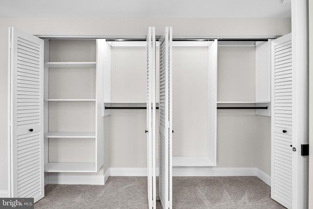 1004 SWALLOW DR, Cherry Hill, NJ 08003