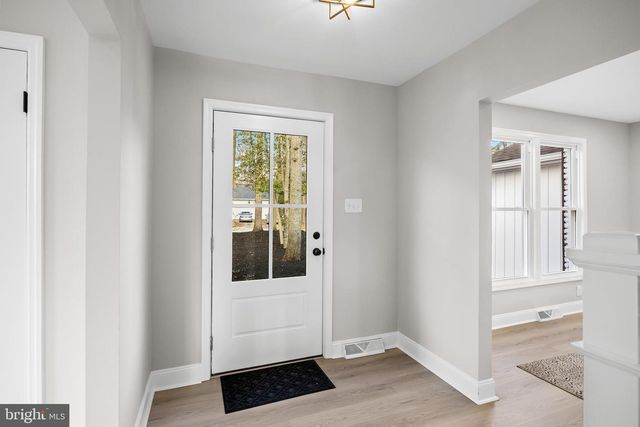 1004 SWALLOW DR, Cherry Hill, NJ 08003