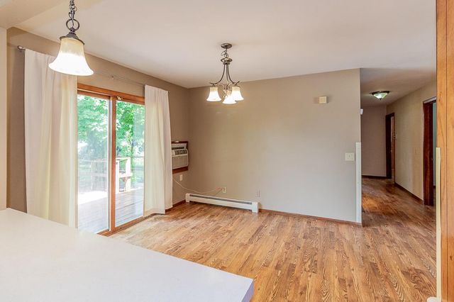 1205 NEENAH STREET, New London, WI 54961