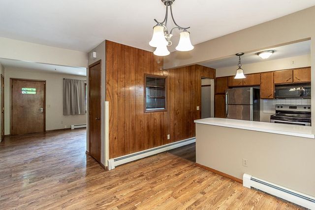 1205 NEENAH STREET, New London, WI 54961