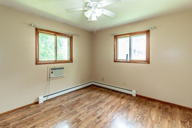 1205 NEENAH STREET, New London, WI 54961