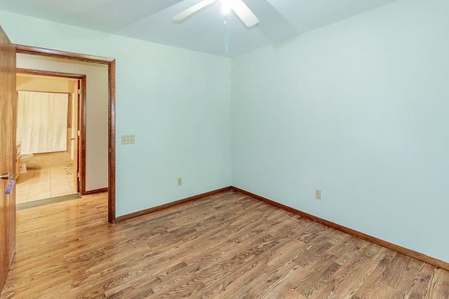 1205 NEENAH STREET, New London, WI 54961