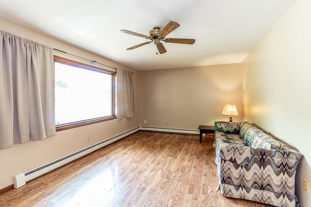 1205 NEENAH STREET, New London, WI 54961