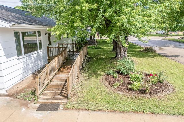 1205 NEENAH STREET, New London, WI 54961