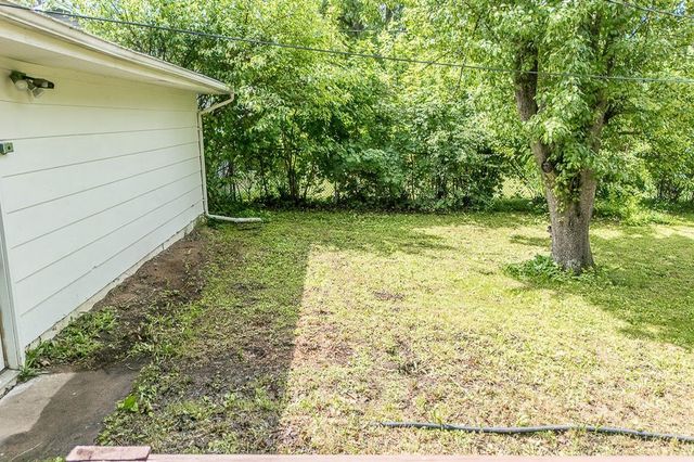 1205 NEENAH STREET, New London, WI 54961