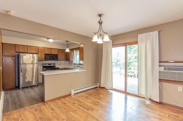 1205 NEENAH STREET, New London, WI 54961