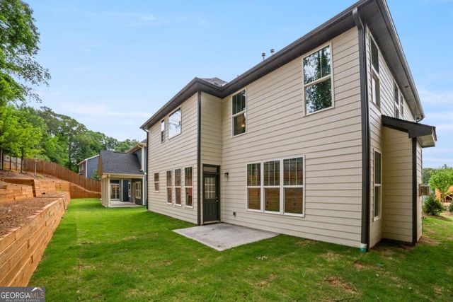 2432 Whites Ridge, Decatur, GA 30034