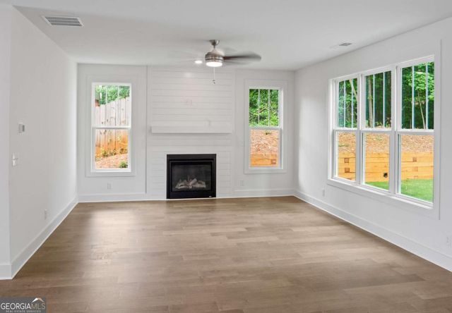 2432 Whites Ridge, Decatur, GA 30034