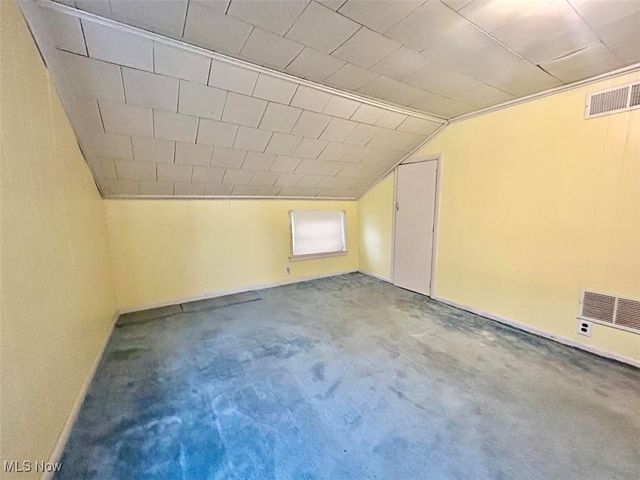 120 Carson Lane, Little Hocking, OH 45742