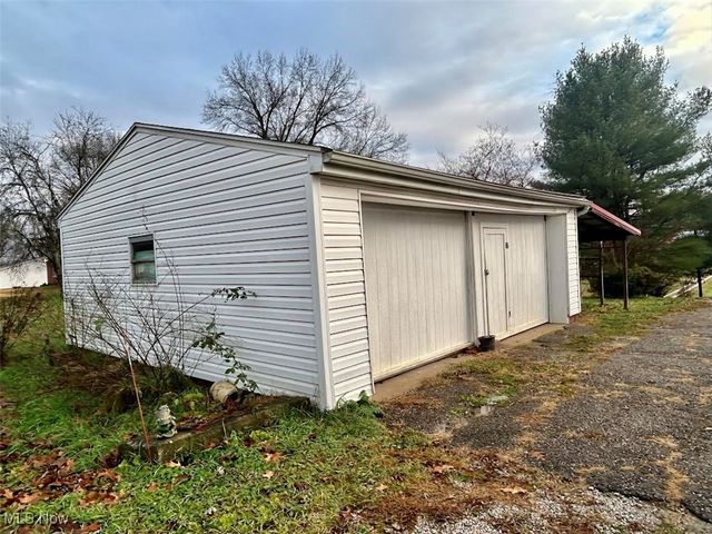 120 Carson Lane, Little Hocking, OH 45742