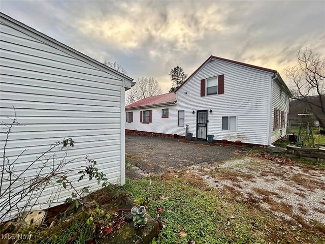 120 Carson Lane, Little Hocking, OH 45742