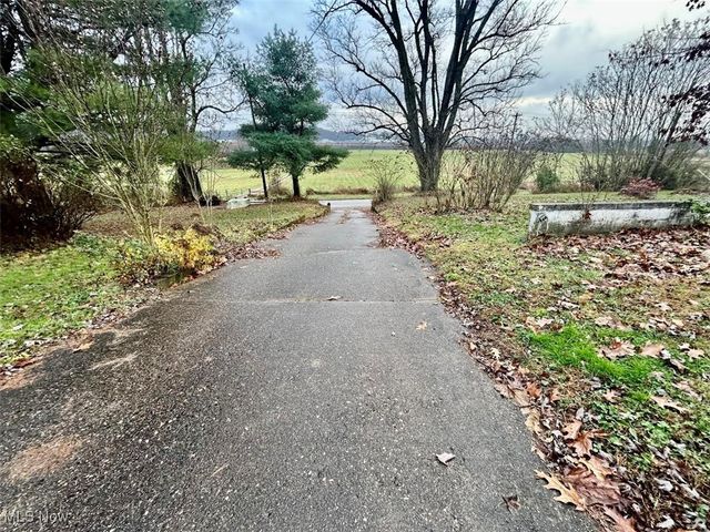 120 Carson Lane, Little Hocking, OH 45742