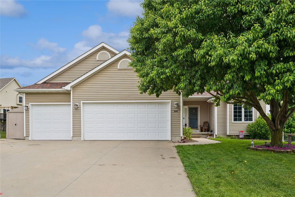 3116 Hart Avenue, Des Moines, IA 50320