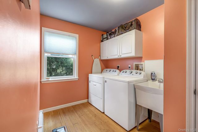 16 Jared Court, Slate Hill, NY 10973