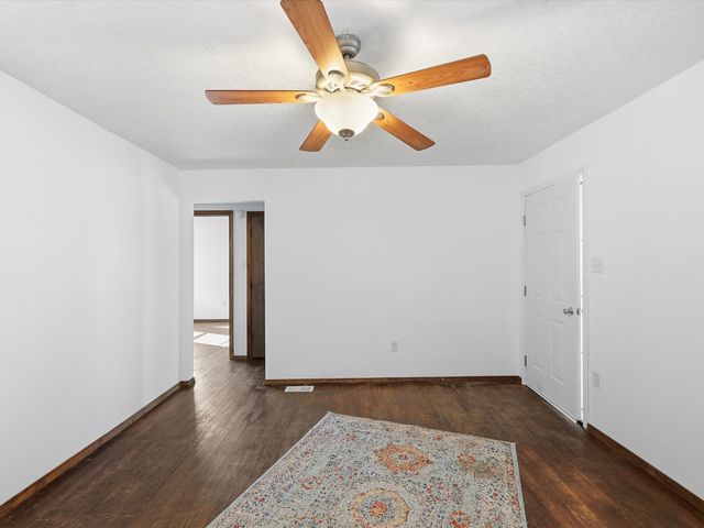 514 Roman Drive E, Espanola, NM 87532