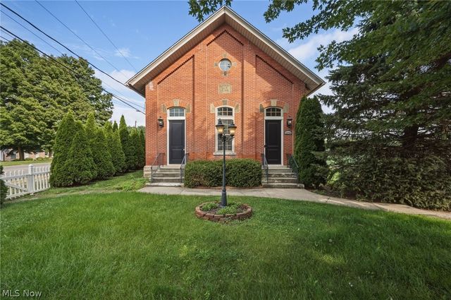 42764 Russia Road, Elyria, OH 44035